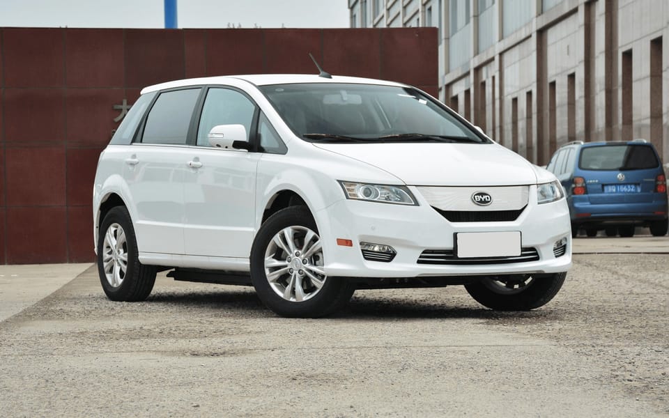 BYD e6