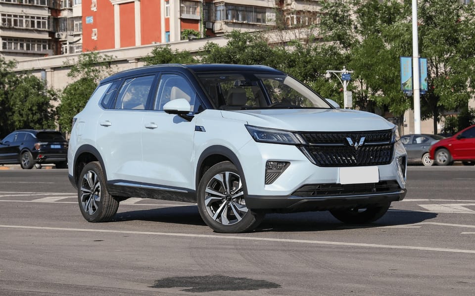 Wuling Asta